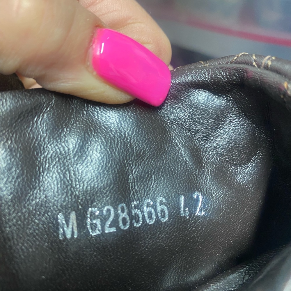 Chanel Engineer Boots with serial number - Picture 4 of 10